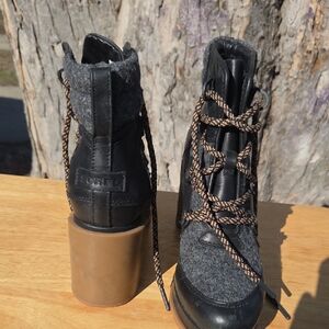 Sorel Black and Gray Lace-Up Block Heel Boots with Tan Heel